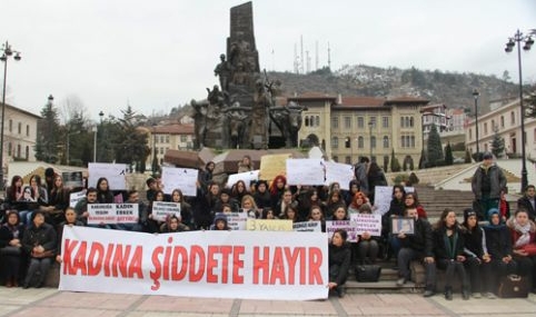 Kastamonu Özgecan için ayaklandı