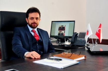 Genç profesör İngiliz basınında