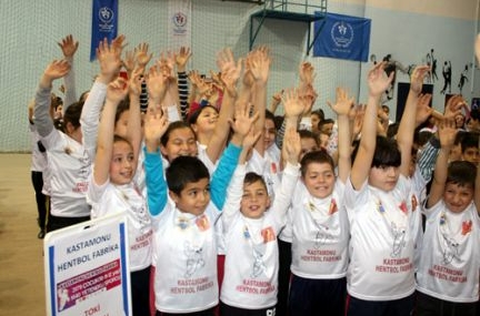 “Hentbol Fabrikası” açıldı