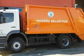 733779848