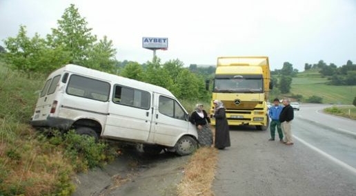 Tosya’ya Nikaha Geliyorlardı: 4 Yaralı