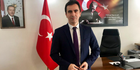 İstanbul’a Geliyor