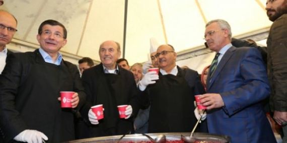 Aşure bereketi İMES’te birleştirdi
