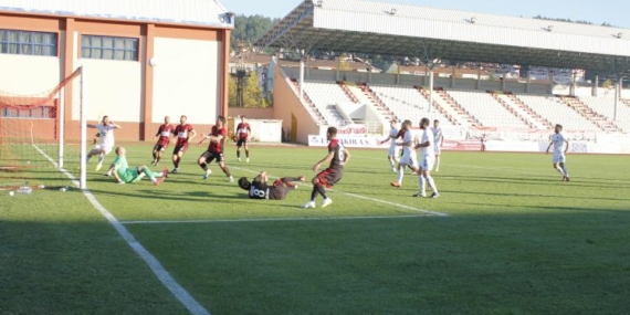 Liderin koltuğu sallandı