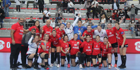 Birinciliğe Yükseldi