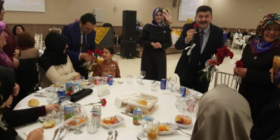 Dünya Kadınlar Gününü kutladılar