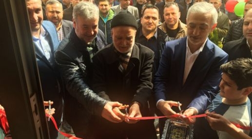 Mahalleye modern pastane