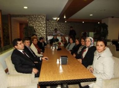 İnebolu AK Parti’den öğretmenlere ziyaret