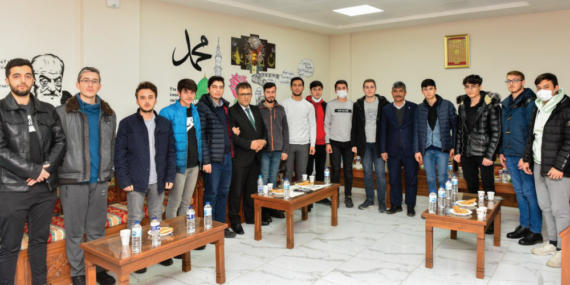 Gençlerle İstişare