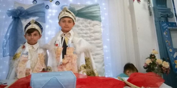 Aydilek ailesinin mutlu günü