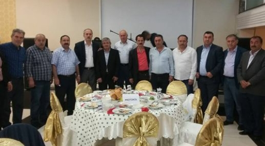 Bereketli iftar sofraları