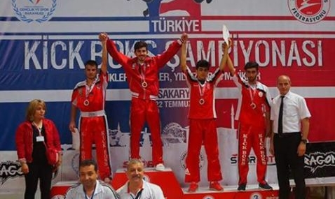 Birinciliğe yükseldi