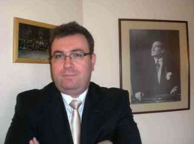 Çelebioğlu’ndan burs çağrısı