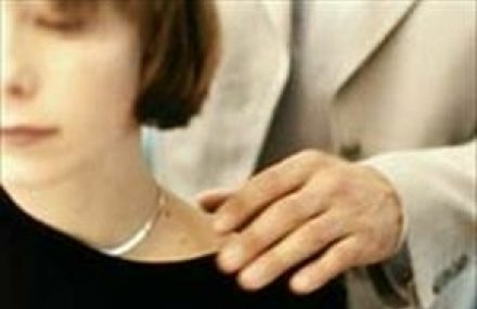 Yengeye cinsel tacize 9 yıl hapis