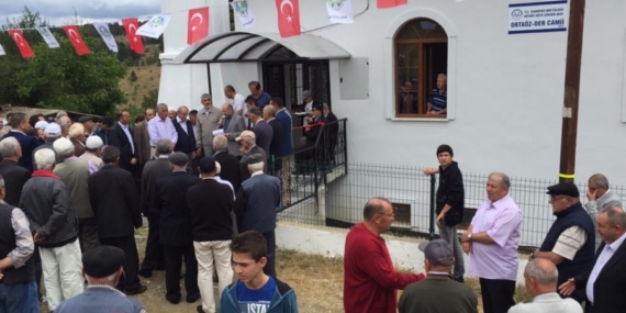 Ortaözü Camii ibadete açıldı