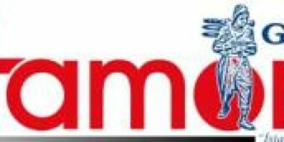 Bir yıl böyle geçti