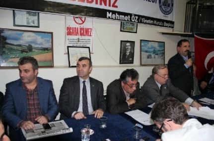 Mehmet Öz yeniden başkan
