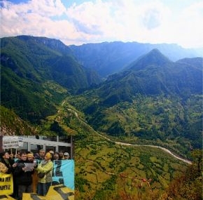 LOÇ’un HES yarası kanamaya devam ediyor