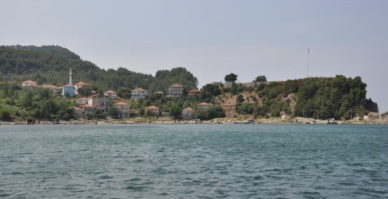 Ginolu kalesi restore edilmeyi bekliyor