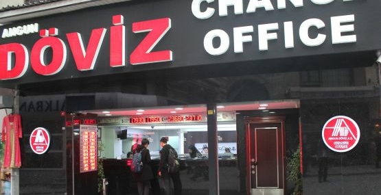 Dövizin kalbi onların elinde atıyor