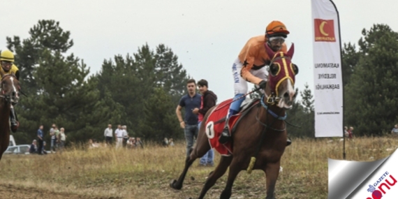 Atatürk ve İstiklal Kupası At Yarışları pazar günü