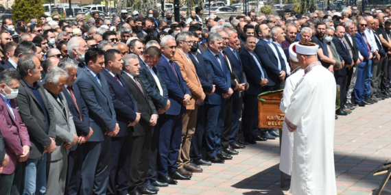 Son Yolculuğuna Uğurlandı