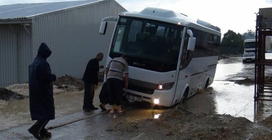 SEL HAYATI FELÇ ETTİ