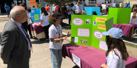 Projeler, TÜBİTAK Fuarında Sergilendi