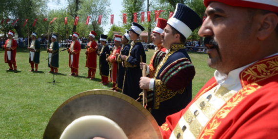 Fethin Şöleni Devrekani’de