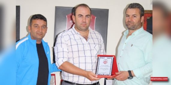 Anadolu Hastanesinden akademiye destek