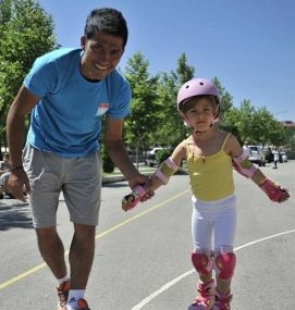 Geleceğin şampiyonlarını yetiştiriyor