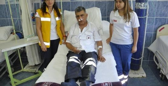 112 ekibine saldırdı