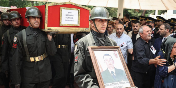 Son Yolculuğuna Uğurlandı