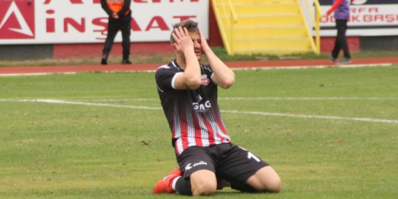 Hocayı değiştiren 3 puanı kapıyor