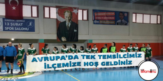 Yarı final biletini aldı