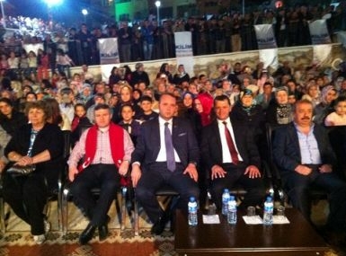 İlçelerde festival coşkusu