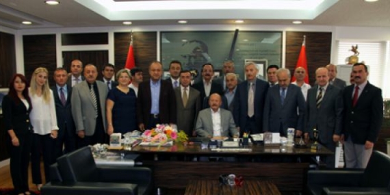 Başkan Topçuoğlu, görevine başladı