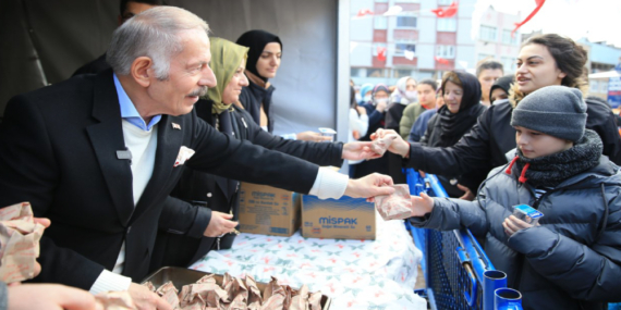 BAYRAMPAŞA ‘KESTANE FESTİVALİ’ İLE ŞENLENDİ