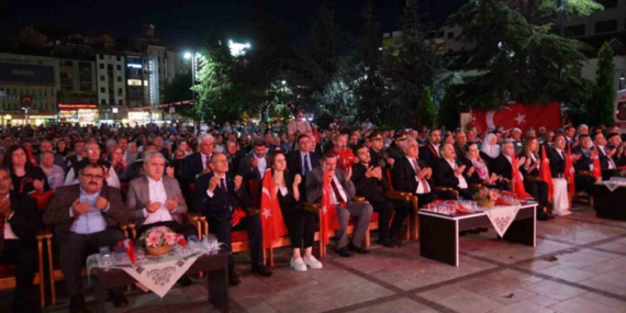 7. Yılında Vatandaşlar Tek Yürek