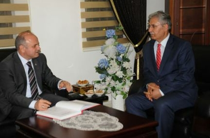 Vali, Madenoğlu’ndan brifing aldı