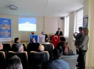 Terzi, esnaf ve çiftçilerle bir arada