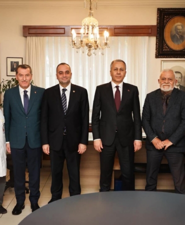 BAKAN YERLİKAYA İLE BİR ARAYA GELDİ