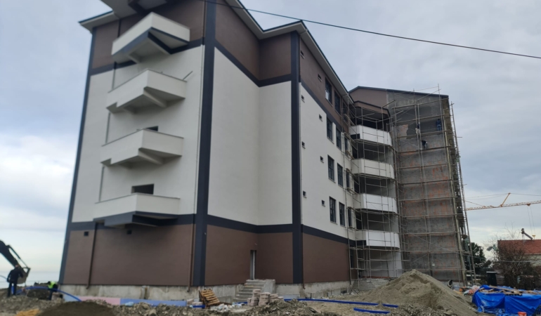 10DCC3F7-E111-435C-9AE8-E86169C71AED